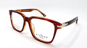 Thom Richard TR6012